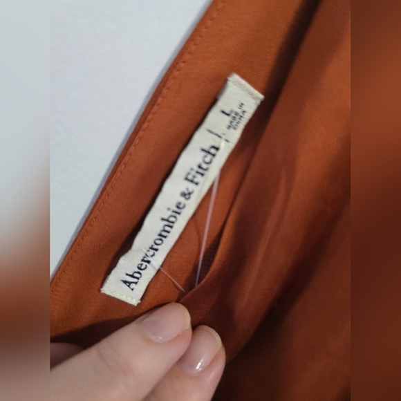 Abercrombie&Fitch Satin Cut Out V neck Ruched Rust Orange Wrap Midi Dress L - Picture 2 of 6